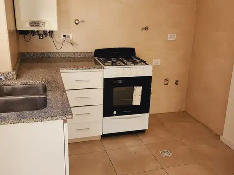 Departamento en Alquiler en La Perla Sur, $ 900.000