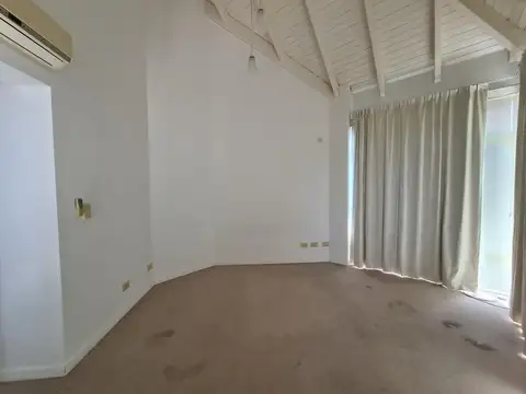 Depto Tipo Casa en Venta 18 años