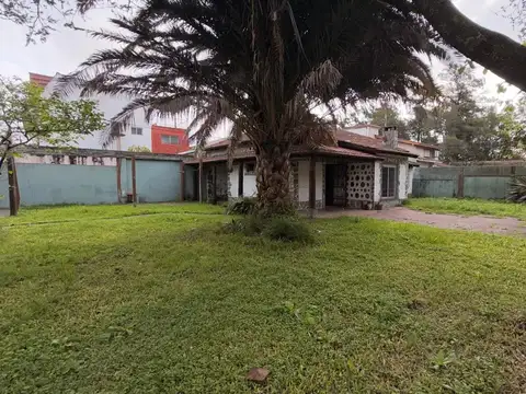 Casa en Alquiler en Plátanos, $ 1.100.000