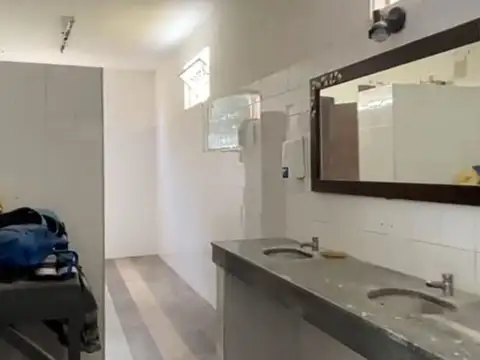 Galpon en Venta en La Falda del Carmen, USD 750.000