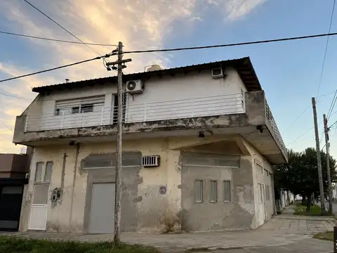 Casa en alquiler en La Tablada