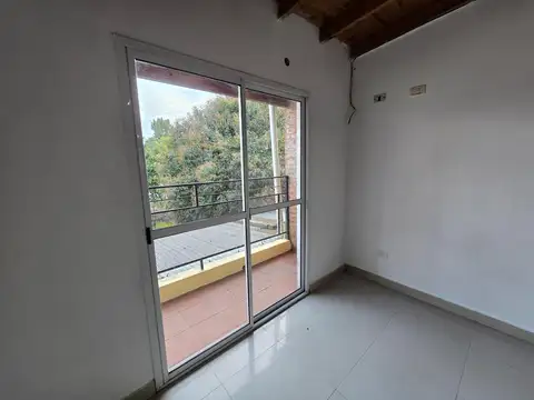 Departamento en Alquiler en Loma Hermosa, $ 690.000