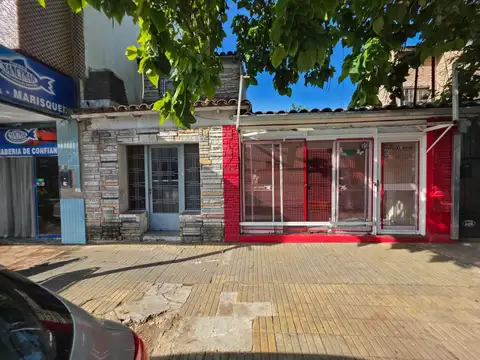 En Venta en Palomar Local Al Frente + Departamento de 2 Ambientes F: 11267