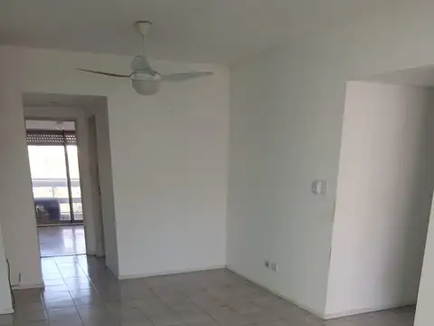 Departamento en Alquiler en Villa Ballester, $ 630.000