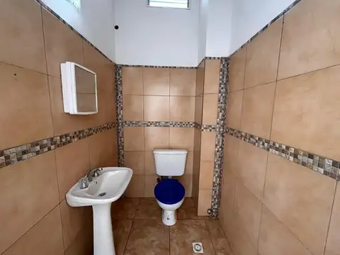 Local en Alquiler en Posadas, $ 450.000