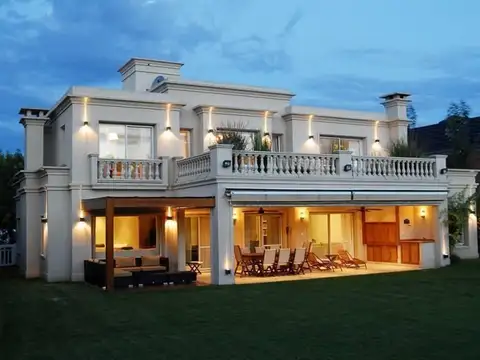 Casa  en Venta en Ayres Del Pilar, Pilar, G.B.A. Zona Norte