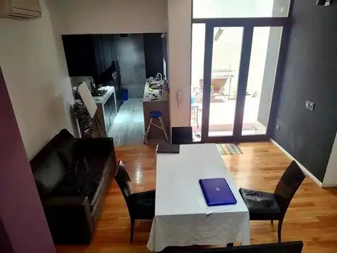 Casa 4 ambientes con 1 baño