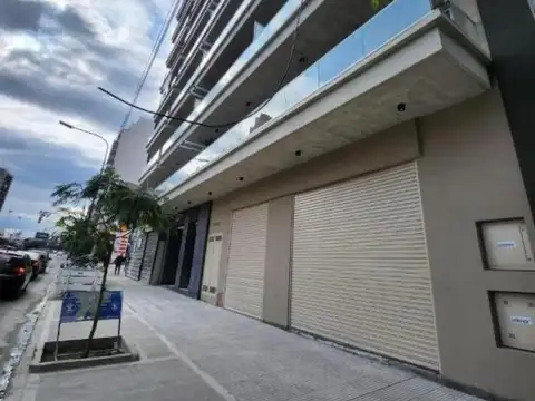 MAGNIFICO LOCAL ESTRENAR EN VENTA EN NUÑEZ CABILDO Y DEHEZA 228MTS