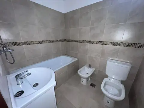 Departamento 3 ambientes con 2 baños