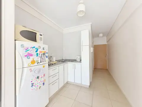 VENTA MONOAMBIENTE LUMINOSO CON BALCON