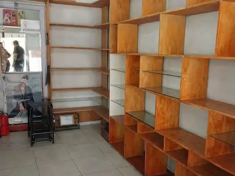 Local en Venta en Haedo, USD 130.000