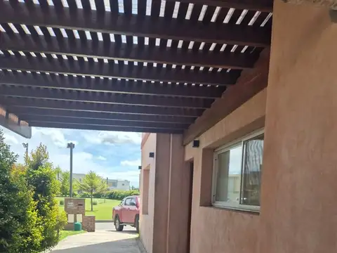 Ayres Plaza - C2 ( 30281 ). Entre Panamericana Km 47, Ayres Plaza, Pilar, Bs.As. G.B.A. Norte 100