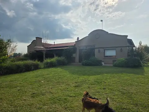 Casa en Venta en Estancia Benquerencia Farm Club, USD 470.000