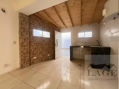 Depto Tipo Casa en Venta en Munro, USD 53.000