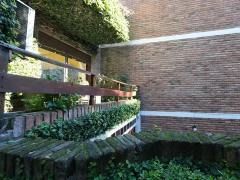 VENTA CASA LOTE PROPIO PARQUE PATRICIOS