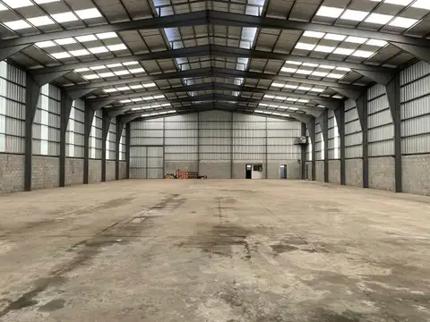Depósito 1250m2 en Parque Industrial de Merlo  