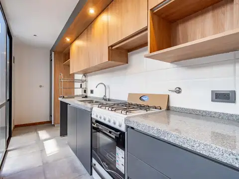 VENTA | PERMUTA - Dúplex de 1 dormitorio con patio - Sarmiento, Rosario. APTO CRÉDITO.