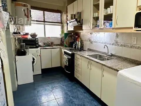 Departamento 4 ambientes con 2 baños
