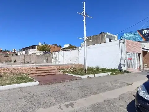 VENTA TERRENO IDEAL PARA OFICINAS ZONA MAKRO COLON