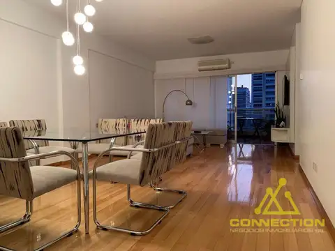 Venta Excelente Piso 4 ambientes con dependencia de servicio - Flores
