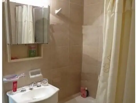 Excelente 2AMB cerca Subte D