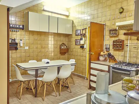 Depto Tipo Casa en Venta de 5 ambientes