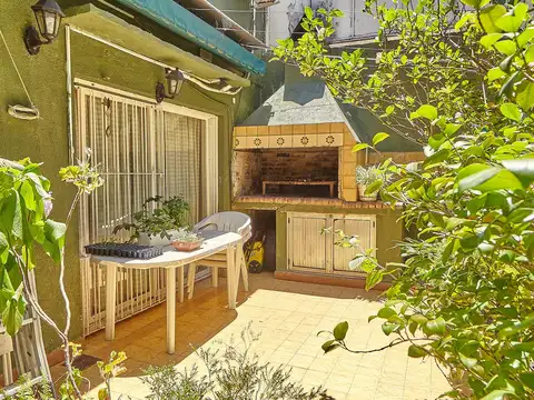 Depto Tipo Casa en Venta con 1 cocheras