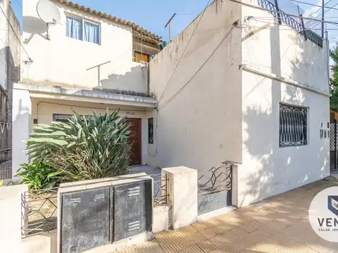 Depto Tipo Casa en Venta en Villa Ballester, USD 80.000