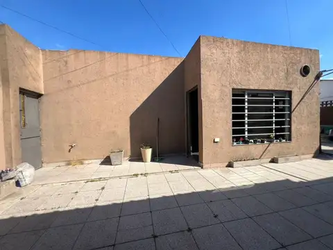 Juncal 2200