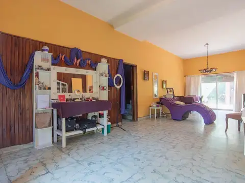 VENTA CASA 6 AMBIENTES HURLINGHAM CRÉDITO PERMUTA