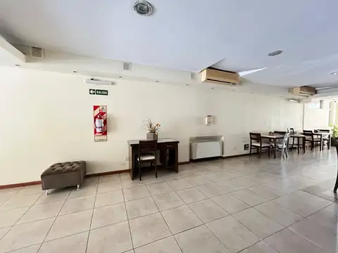 Hipólito Yrigoyen 700