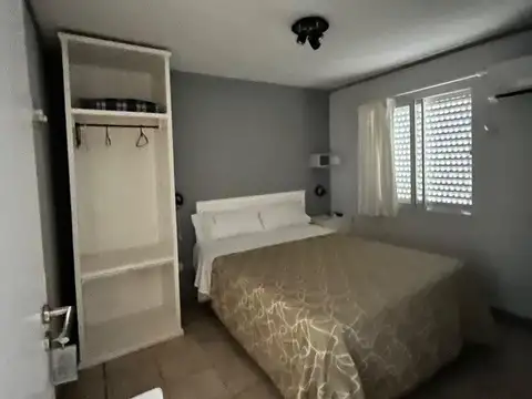 Hipólito Yrigoyen 700