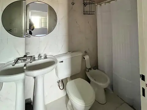 Hipólito Yrigoyen 700