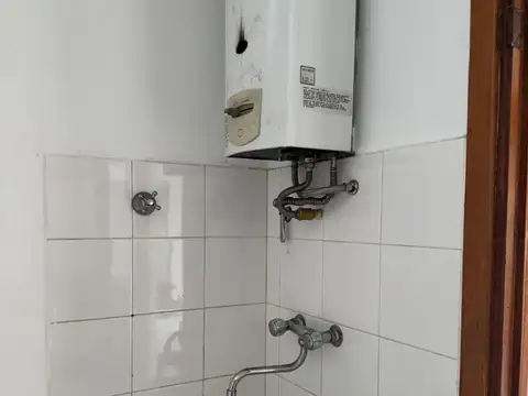 Depto Tipo Casa en Alquiler en Quilmes, $ 400.000