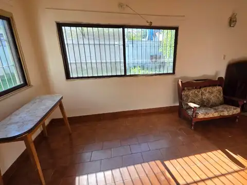 Depto Tipo Casa en Venta en Moreno, USD 68.000
