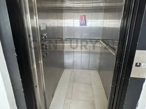 Av. 66 e/ 118 y 119 - Monoambiente amoblado en venta con cochera zona facultades (Anticipo y cuotas)