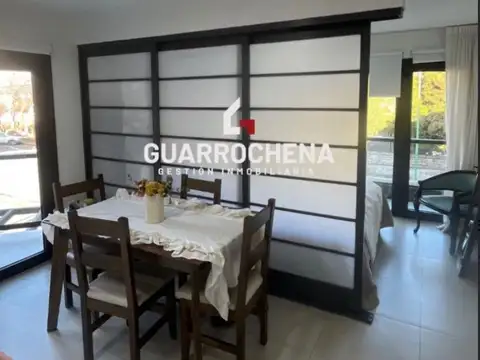 Luminoso monoambiente centrico en alquiler