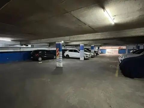Avenida Hipólito Yrigoyen 2100, Piso 2