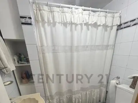 Suipacha 1200, Piso 0