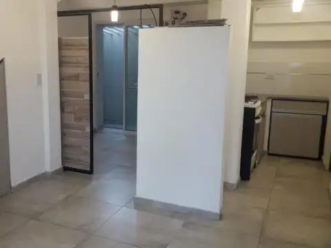 Depto Tipo Casa Monoambiente con 1 baño