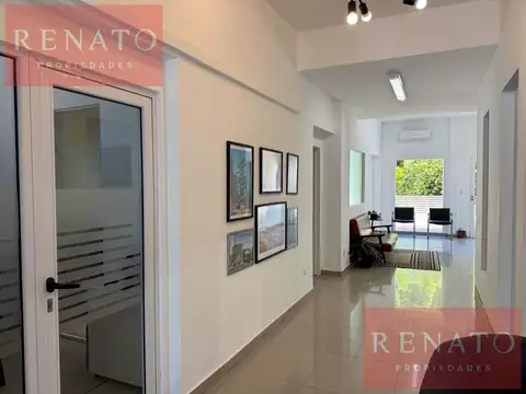 Oficina Monoambiente con 3 baños