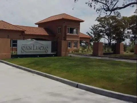 VENTA DE LOTE DOBLE CON FONDO AL LAGO EN EL BARRIO PRIVADO SAN LUCAS