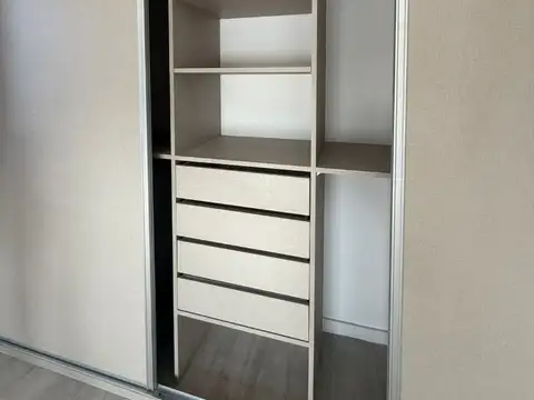 EXCELENTE 3 AMB A ESTRENAR