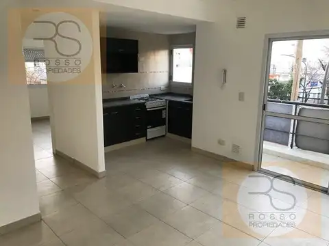 Departamento en Alquiler en Villa Luro, $ 780.000