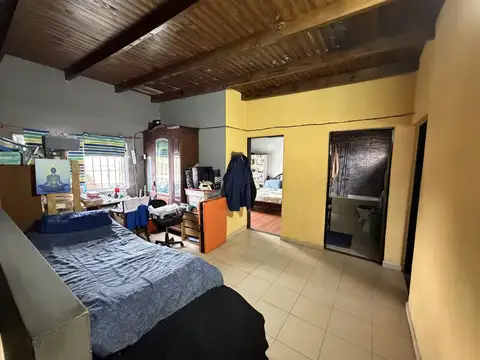 Casa 6 ambientes con 3 baños