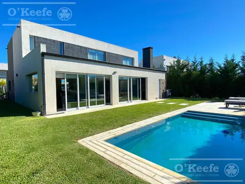 INT - Casa en Grenville