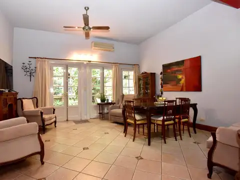 Depto Tipo Casa en Alquiler de 7 ambientes