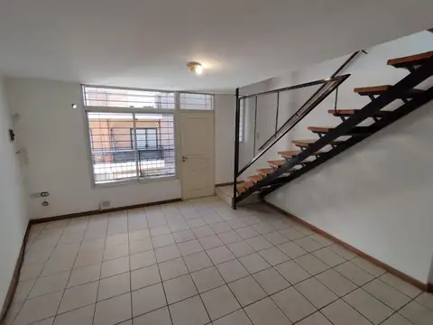 Departamento en Venta, Barrio Abasto, Rosario, 1 dormitorio tipo duplex ! Alquilado !