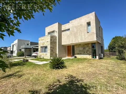 Casa en venta en Haras Santa Maria Barrio Atardecer 1