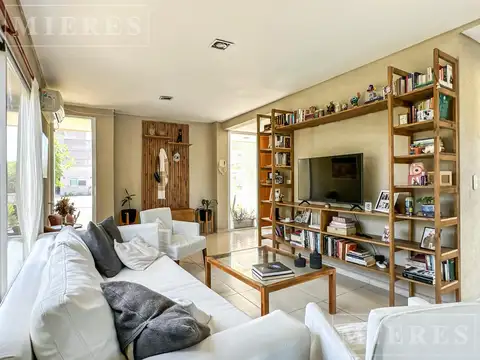 Casa en Venta en Haras Santa Maria, USD 195.000
